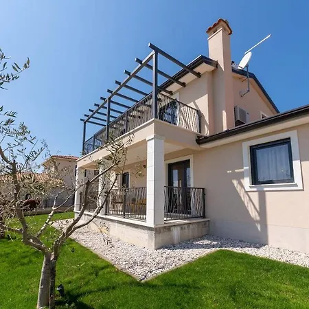 Stefani Holiday home